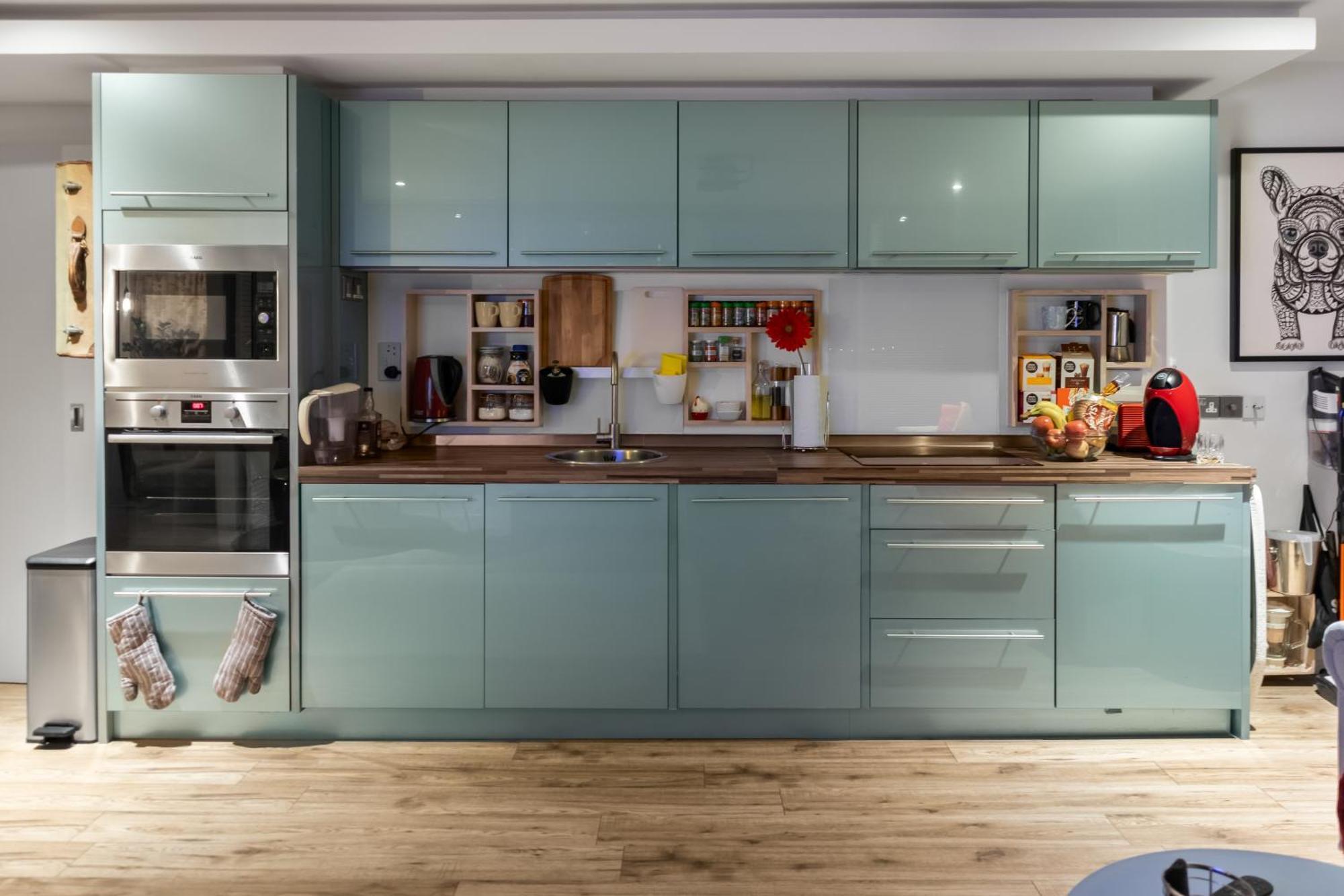 Pyjamagetaways Apartment Лондон Екстериор снимка